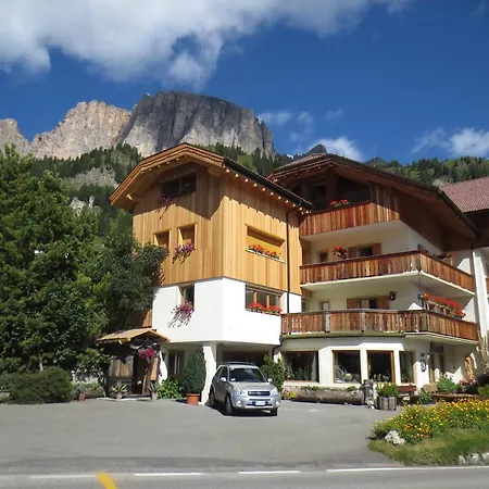 Borest Hotel Colfosco