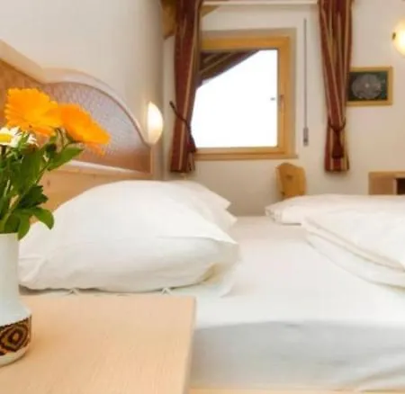 Hotel Borest Colfosco